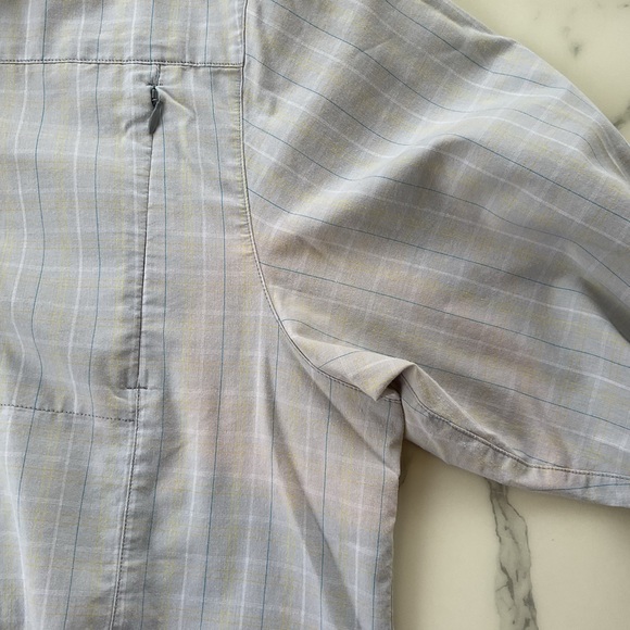 Arc’teryx Men’s Long Sleeve Button Down size XL - Picture 12 of 12